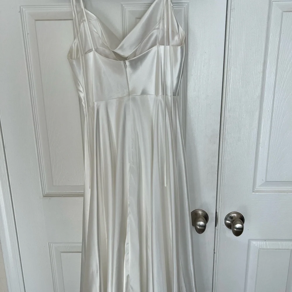 Cinderella Divine White Satin Gown - Picture 2 of 6